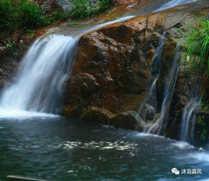 阳信县劳店镇:情满腊八 心系老兵送祝福